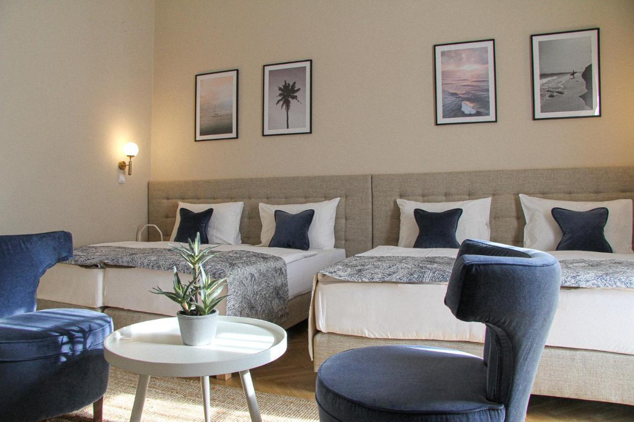 Platan Hotell Siófok Eksteriør bilde